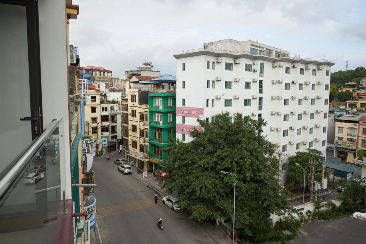 Van Nam Hotel Ha Long Exterior foto